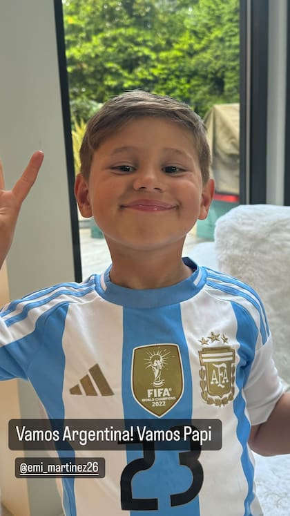 El aliento de los hijos del Dibu Martínez en la previa del debut de Argentina frente a Canadá