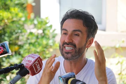 El allanamiento en la casa de Leopoldo Luque, en la Adrogué