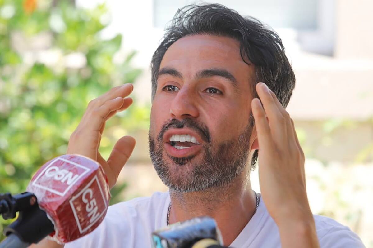 El allanamiento en la casa de Leopoldo Luque, en la Adrogué