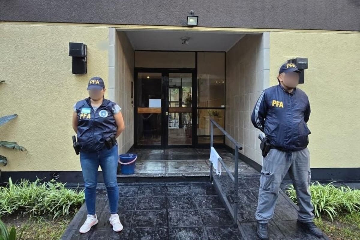 El allanamiento se realizó en un departamento ubicado en el barrio de San Cristóbal