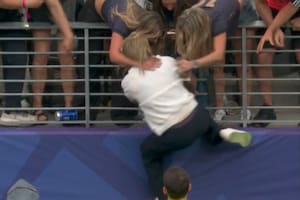 El alocado festejo de Beccacece tras la agónica clasificación de Ecuador en el Mundial