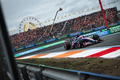 El Alpine de Pierre Gasly sí contó con las modificaciones aerodinámicas y experimento un ostensible progreso; debe confirmarlo en las carreras.
