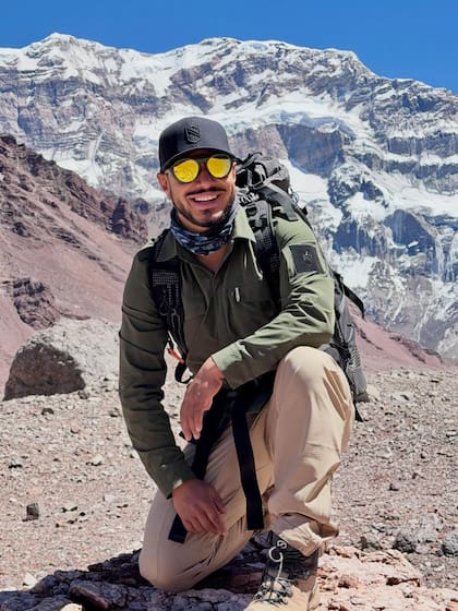 El alpinista ganó gran popularidad por su documental de Netflix Los 14 ochomiles: No hay nada imposible (Foto: Instagram @nimsdai)