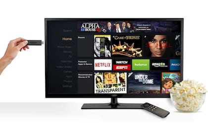 El Amazon Fire TV Stick se conecta directamente al televisor y tiene el tamaño de un pendrive
