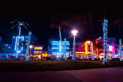 El ambiente de fiesta en los clubes nocturnos de South Beach es un atractivo durante el 'Spring Break'