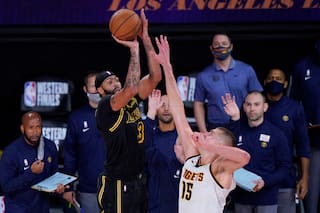 El "triple Mamba" de Davis que salvó a los Lakers en dos segundos