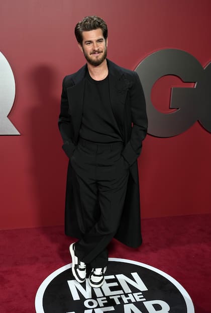 El Andrew Garfield fue uno de los invitados a la fiesta organizada por la conocida revista masculina