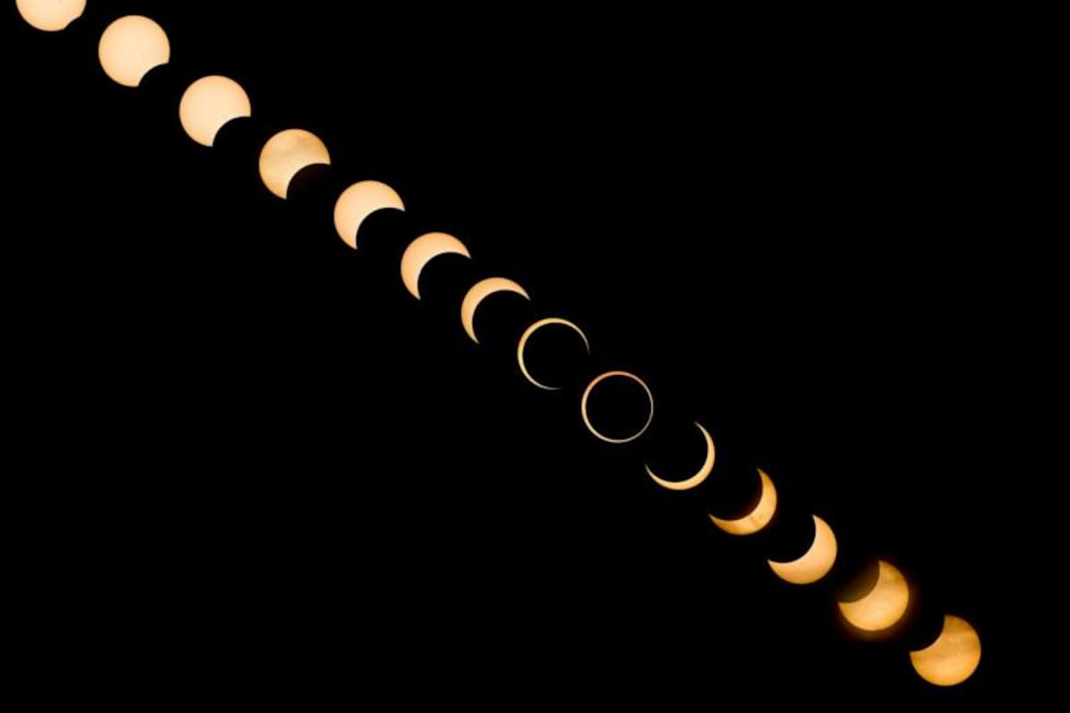 El anillo de fuego se forma en el clímax del eclipse.