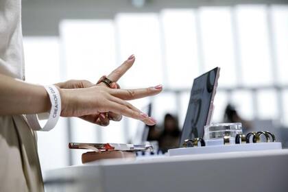 El anillo inteligente de Samsung viene en 9 tamaños.