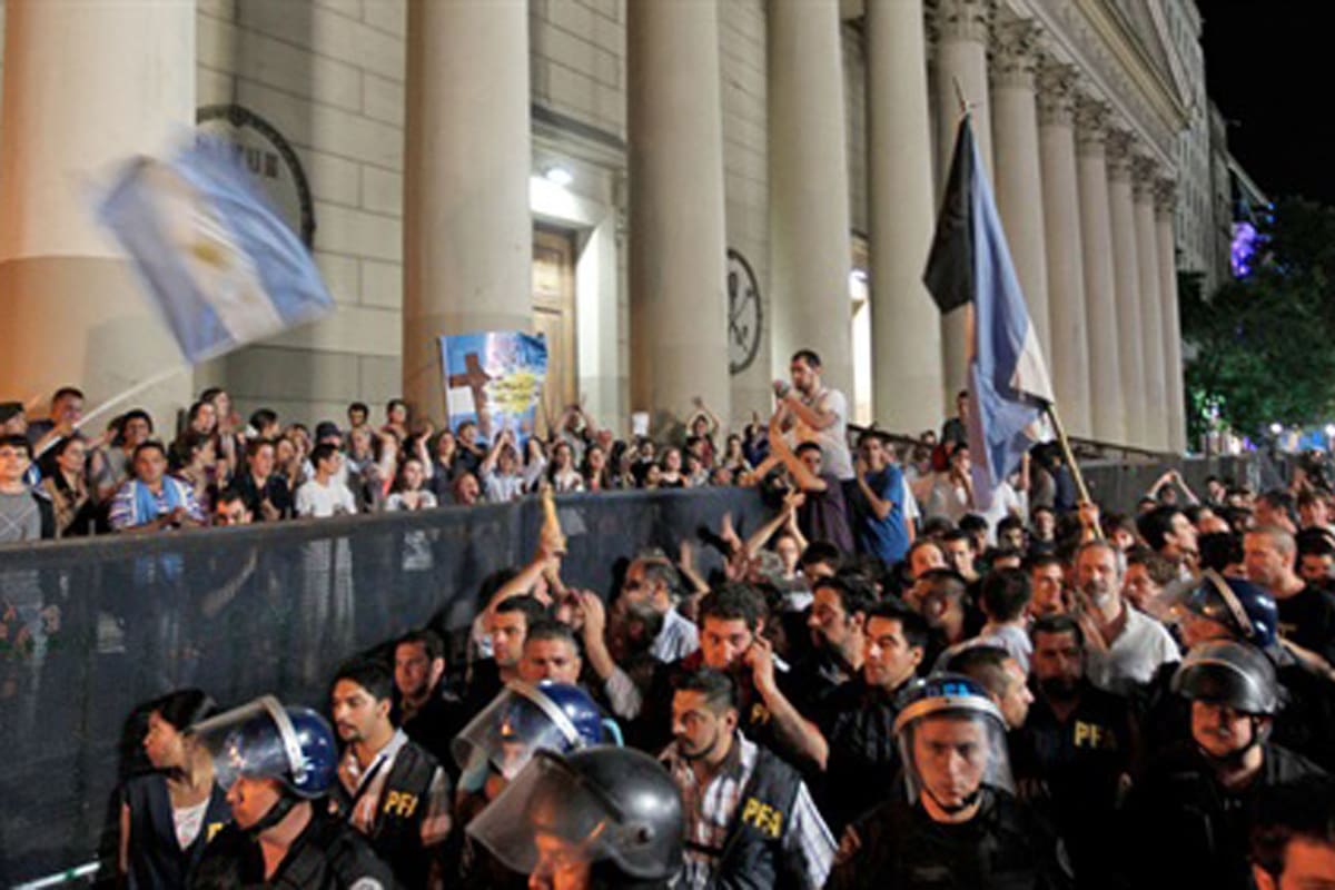 El año pasado, en septiembre, coincidieron marchas a favor y en contra del aborto