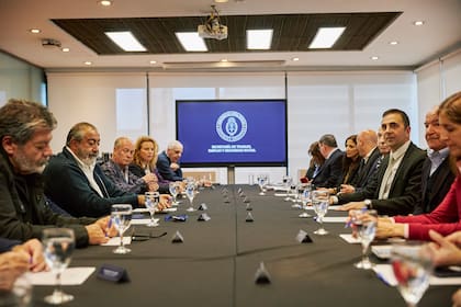 El año pasado fue el último encuentro oficial entre el secretario de Trabajo, Julio Cordero, y la cúpula de la CGT