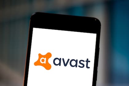 El antivirus gratis Avast tiene 400 millones de usuarios en todo el mundo; la compañía registra sus hábitos online y los vende; dice que quita las marcas que puedan identificar a la persona detrás, pero una investigación sugiere lo contrario