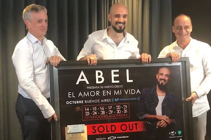 El anuncio de la nueva productora de Abel Pintos se da luego de que el artista fuera reconocido por agotar 12 funciones en el Movistar Arena