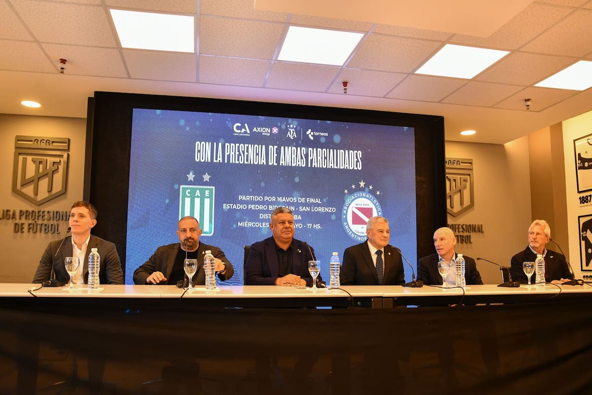 El anuncio del partido de Copa Argentina entre Argentinos Juniors y Excursionistas con la presencia de ambas parcialidades en CABA