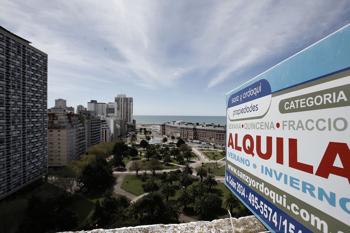 El anuncio llega en medio de la incertidumbre que reina en torno a si se habilitarán las rutas para el turismo