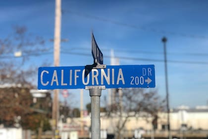El anuncio para los conductores de California