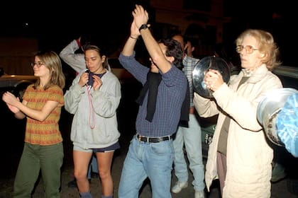 El apagón y cacerolazo de 1996, en contra de las políticas menemistas