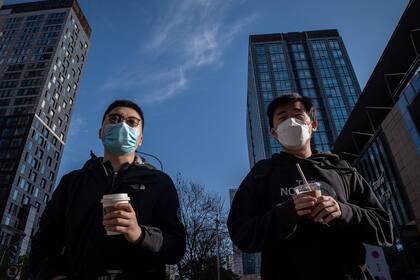 El aparato mediático muestra los errores de otros países y oculta los propios, lo que fogonea el resentimiento local hacia los extranjeros