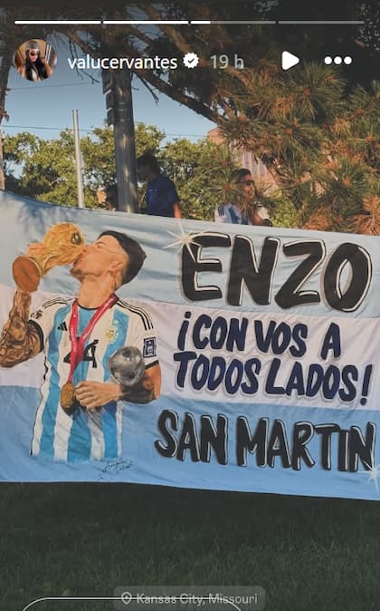 El apoyo de la familia de Enzo Fernández en el banderazo