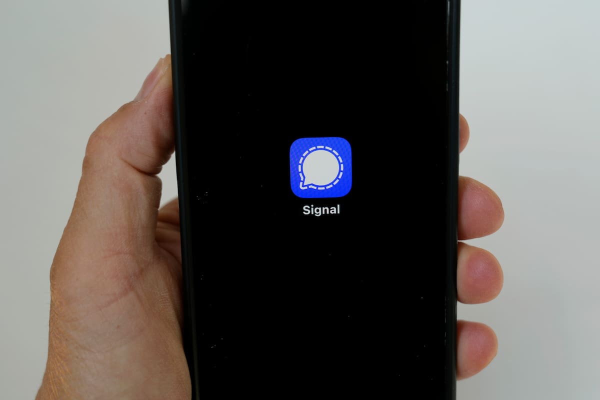 El app de Signal en un teléfono celular en San Francisco el 18 de marzo del 2025. (Foto AP/Jeff Chiu)