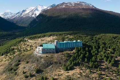 El Arakur Resort Spa está inserto en la Reserva Natural Cerro Alarken, uno de los lugares más paradisíacos de Tierra del Fuego