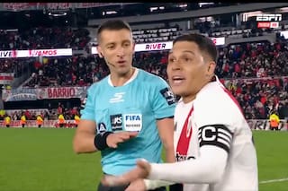 El fuerte cruce entre Juanfer Quintero y Marcos Acuña por un reclamo al árbitro