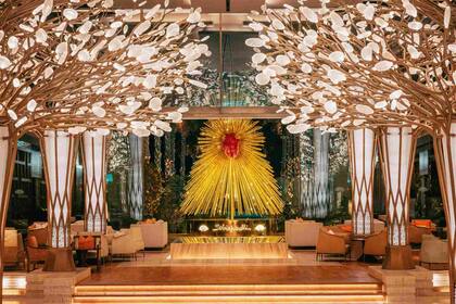 El árbol del Mandarin Oriental en Dubai