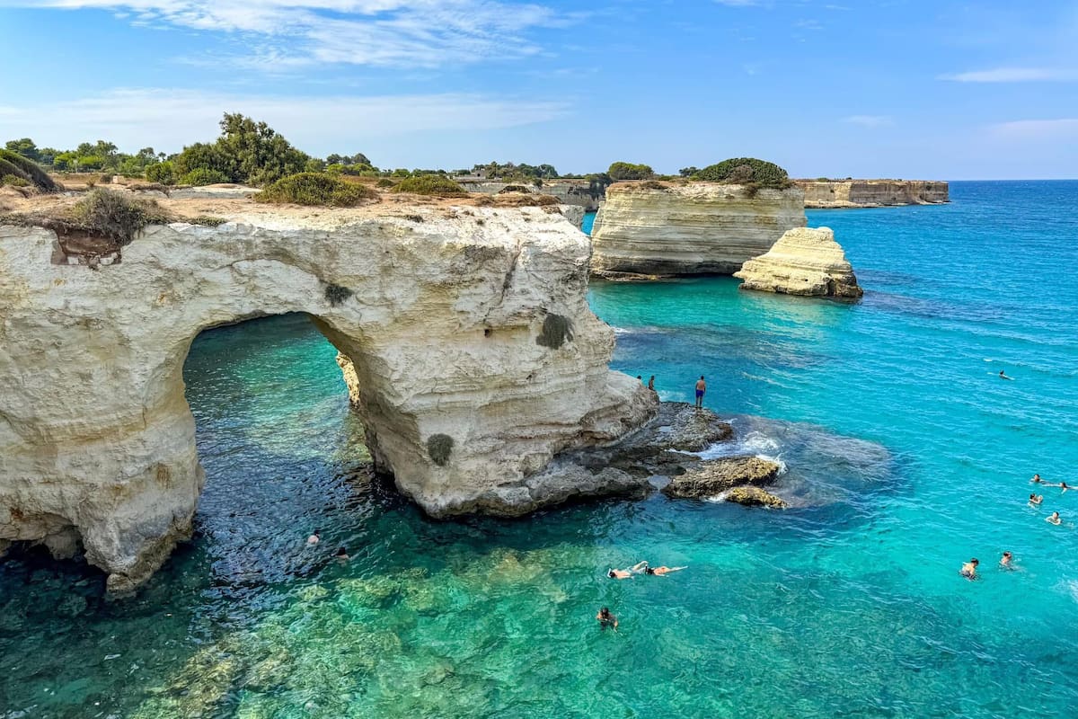 El "Arco del amor" era un emblema del turismo en Salento