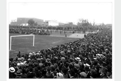El arco, en el estadio de Pocitos