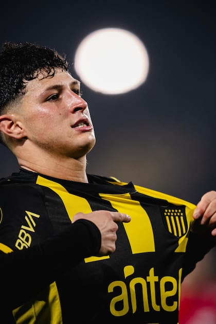 El argentino Leonel Jaime, de 20 años, volvió a anotar para Peñarol