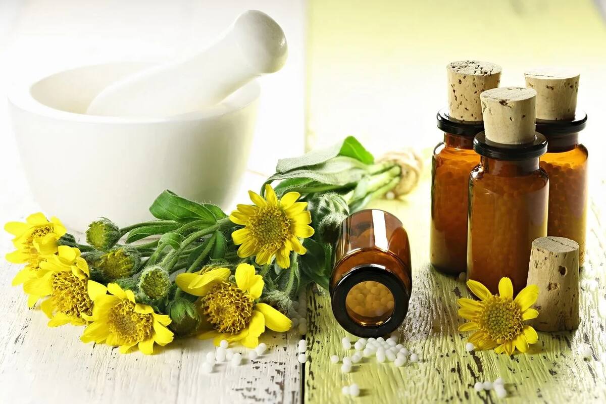 El árnica es una hierba que suele usarse en la medicina homeopática para el tratamiento de varias condiciones