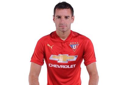 El arquero argentino Adrián Gabbarini: atajó en Independiente y es figura en el equipo ecuatoriano