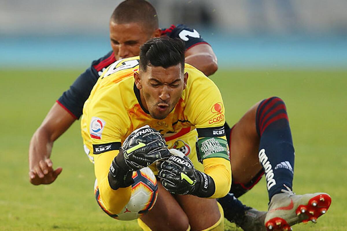 El arquero argentino Sebastián López acababa de convertirse en refuerzo de Deportes Temuco de Chile, luego de defender a Cobresal.