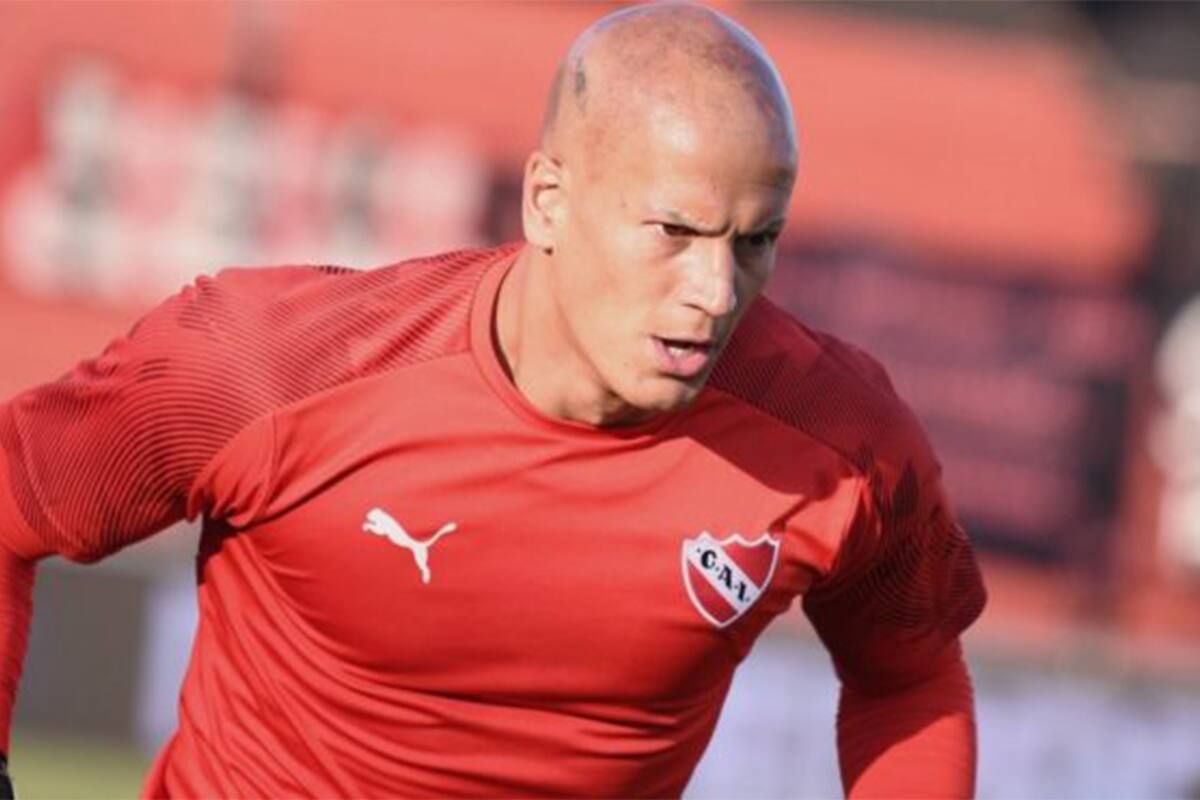 El arquero de Independiente Sebastián Sosa fue el primer caso positivo de Covid en el plantel