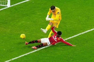 Un gol olímpico y dos bloopers del mismo arquero en el 4-3 de Tottenham a Manchester United