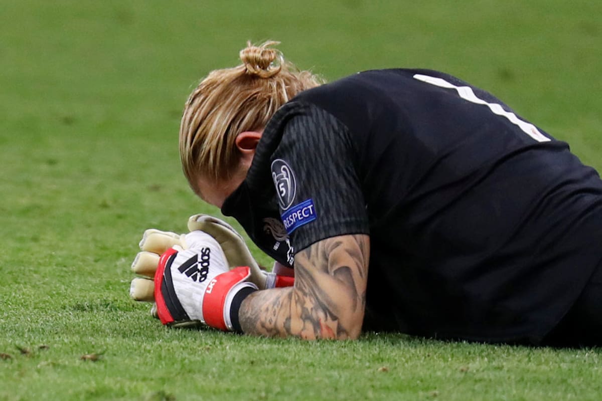 El arquero Loris Karius del liverpool.