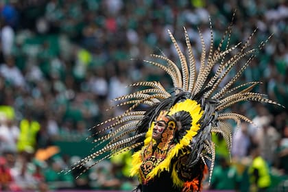 El arranque de la ceremonia puso en relieve la cultura del pueblo azteca, antiguos habitantes de esta zona central del país