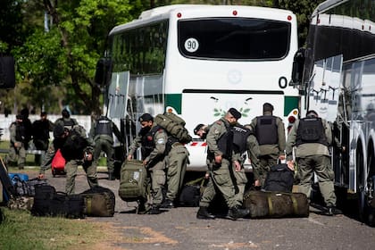 El arribo de los 575 gendarmes a Rosario, para combatir el narcotráfico