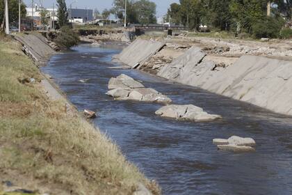 El arroyo Maldonado se desbordó hace diez días por las lluvias, lo que complicó las inundaciones