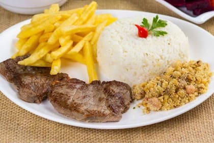 El arroz y la papa son carbohidratos que brindan energía al cuerpo (Foto:IStock)