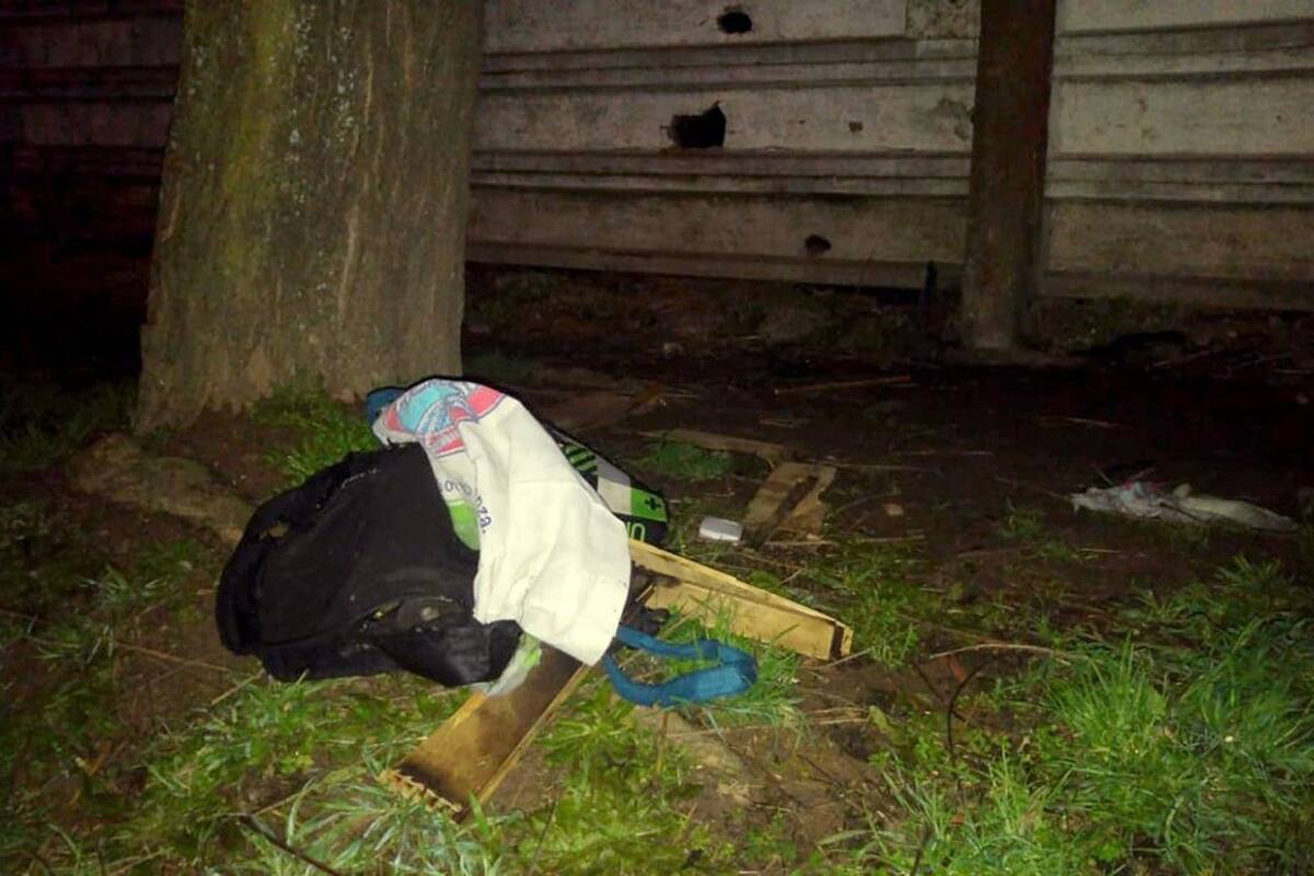El artefacto explosivo fue activado con un temporizador
