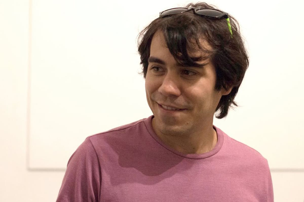 El artista cubano Hamlet Lavastida está detenido desde el 28 de junio, acusado de instigación a delinquir