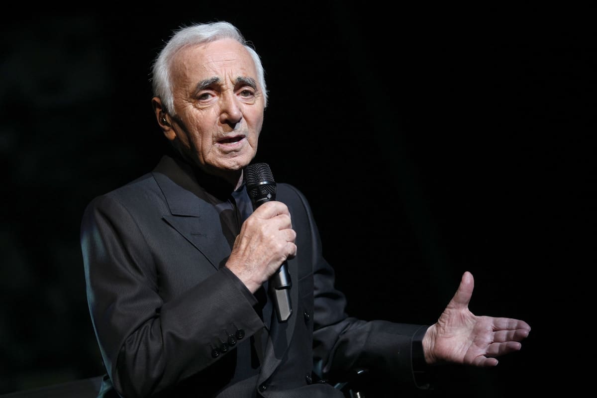 El artista francés, de 93 años, tenía previsto brindar un concierto esta noche en la ciudad rusa