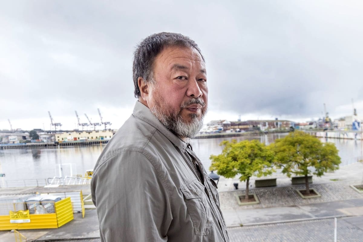 El artista plástico disidente ataca a Pekín, pero no se olvida de criticar la respuesta de EE.UU. y Gran Bretaña a la pandemia