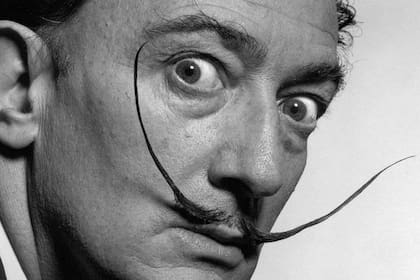 El artista Salvador Dalí nacía en 1904. Fuente: Catawiki