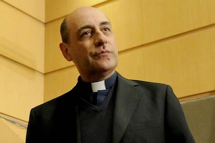 "Parece que en este tema se juntan todos", dijo el arzobispo de La Plata, Víctor Manuel "Tucho" Fernández, al conocer el nuevo protocolo