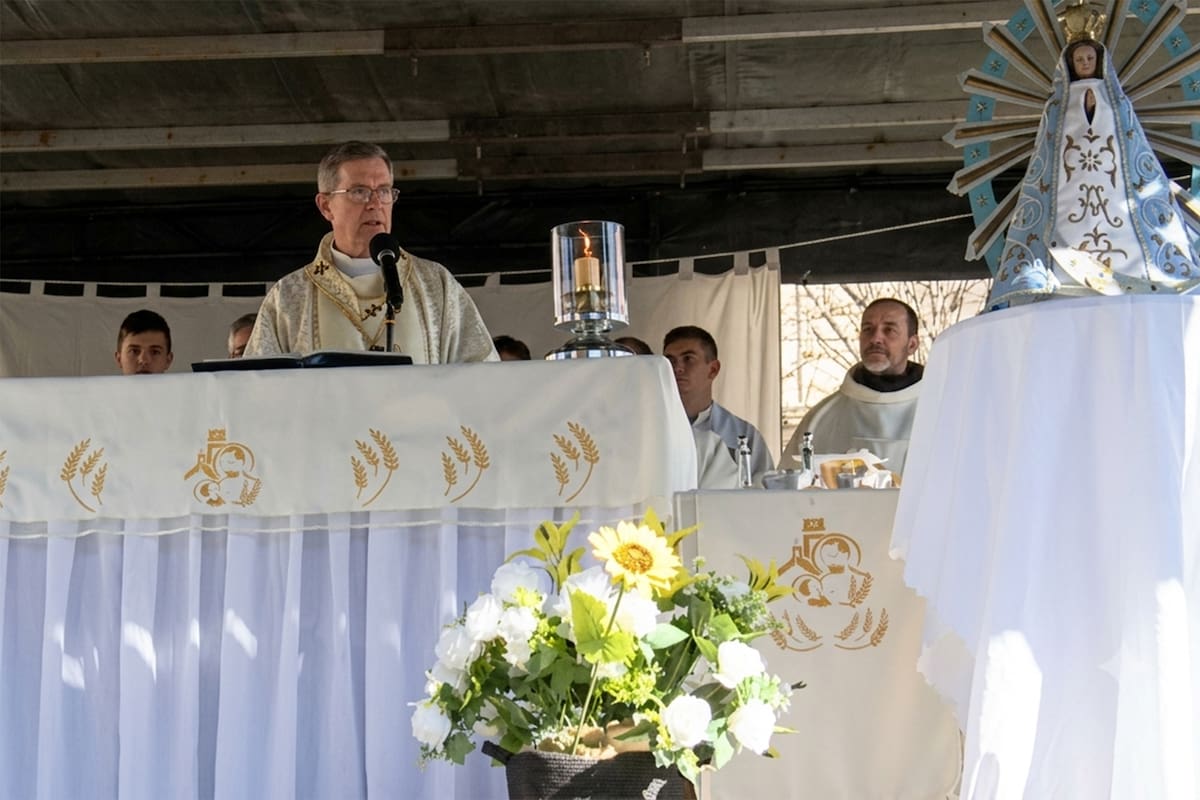 El arzobispo Jorge Ignacio García Cuerva habló sobre las deudas sociales en la misa por el día de San Cayetano