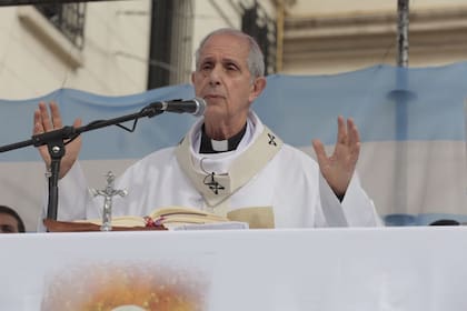 El arzobispo de Buenos Aires, Mario Poli es uno de los firmantes del documento "Vale toda vida"
