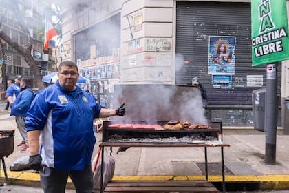 El asado en San José 1111