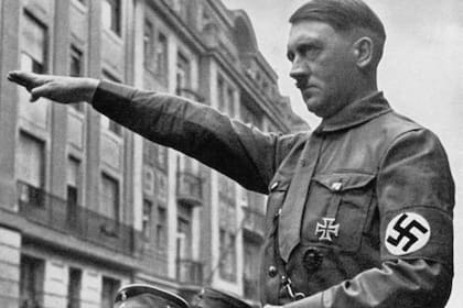 La bomba estalló a la hora señalada y mató a tantas personas como Elser había pensado, pero Hitler se había retirado del lugar 13 minutos antes de la explosión